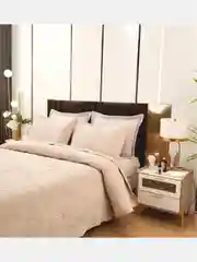 Светло-бежевый комплект с покрывалом The Eleventh Kingdom Mayfair 240Х260см