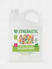 Кондиционер для белья Synergetic "Иланг-иланг и вишня", биоразлагаемый, 3,75 л