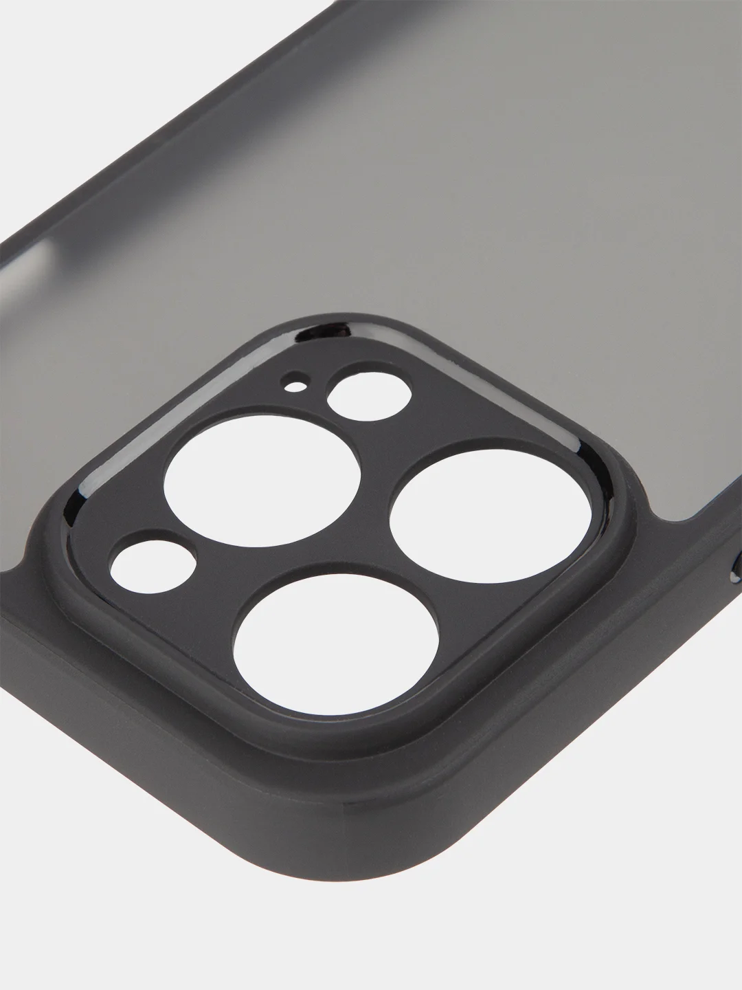 Черный чехол для Apple iPhone 14/14 Pro/14 Pro Max пластиковый BROSCORP с силиконовой защитой