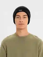 Черный шапка зимняя мужская на флисе