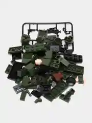 Бронзовый конструктор военной техники
