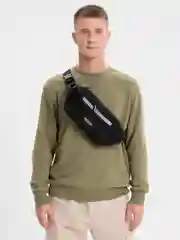 Черный сумка через плечо.