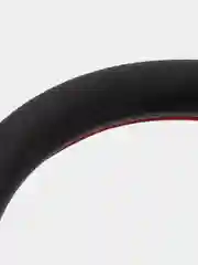 Красный чехол, оплетка на руль автомобиля