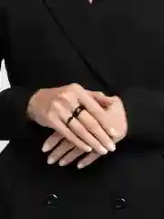 Женское кольцо с котиком и глазами