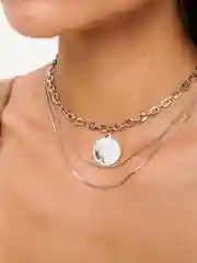 Серебряный цепь на шею