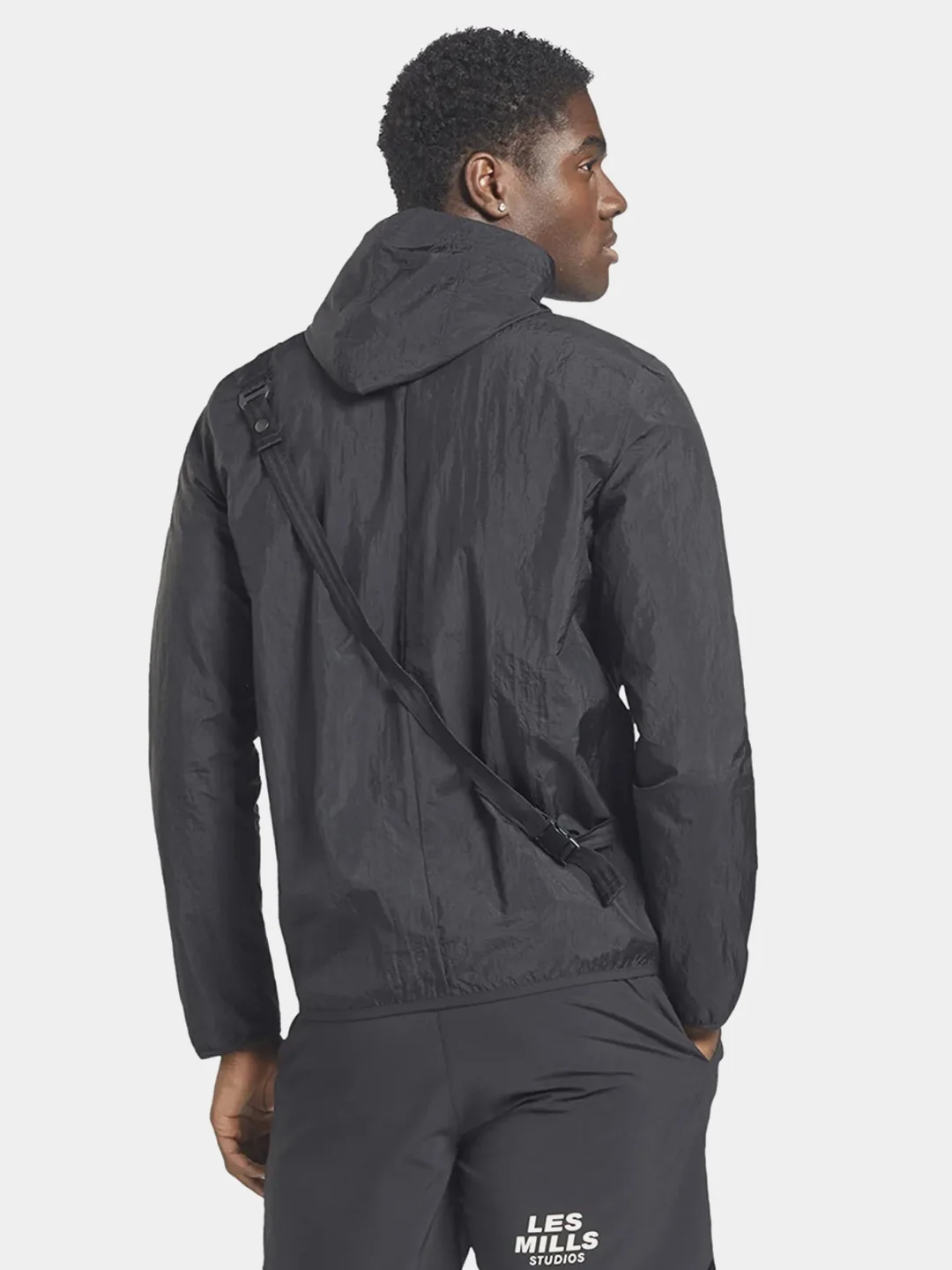 Черный куртка мужская REEBOK HD4170 LM Packable Jacket