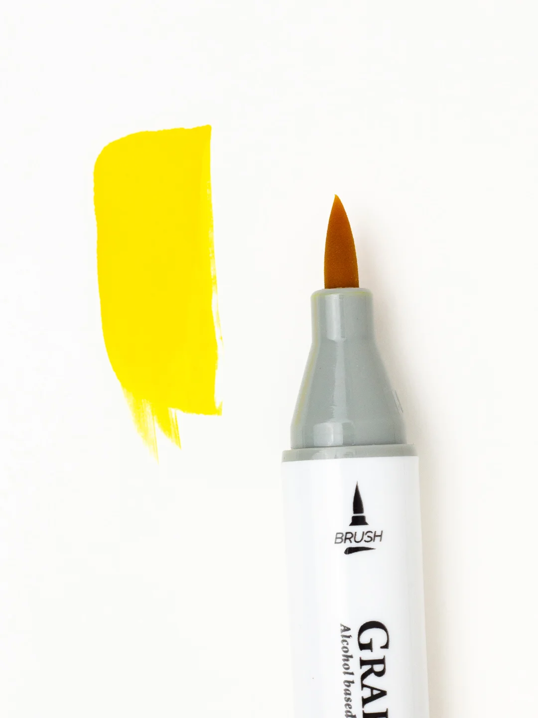 Маркер спиртовой Малевичъ GrafArt Brush, Оттенки желтого, 1 шт