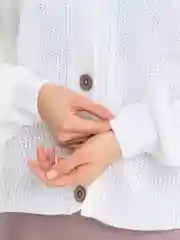 Белый кардиган, кофта женская с пуговицами