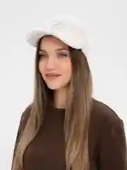 Белый бейсболка меховая, женская