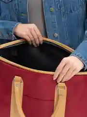 Бордовый сумка дорожная кожаная