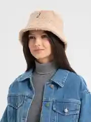 Бежевый панама зимняя