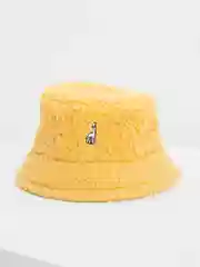 Желтый панама зимняя