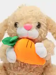 Мягкая игрушка "Кролик с морковкой", 17 см