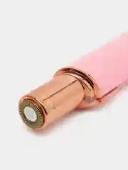 Розовый электрический триммер для бровей