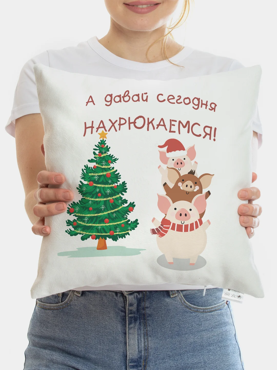Розовый подарочный новогодний набор, подарок на Новый год (подушка + кружка)