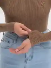 Розовый водолазка женская, в рубчик