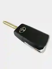 Корпус на штатный ключ с лезвием Toyota / Тойота выкидной 3 кнопки (Т0012)