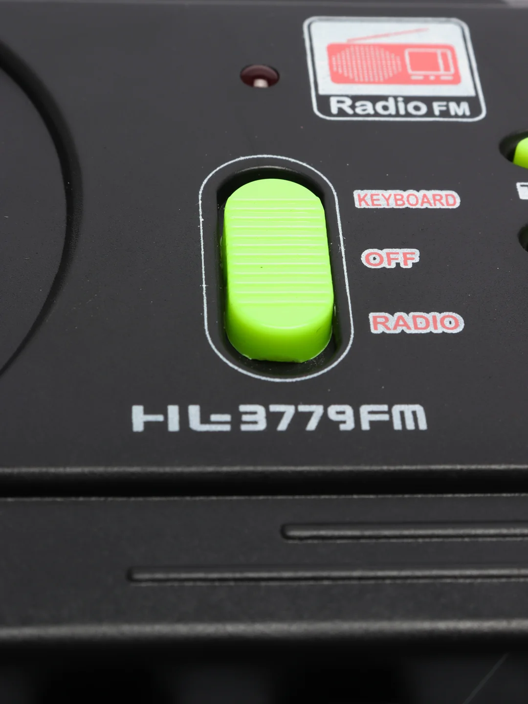 Детский синтезатор "Музыкант-2" с FM-радио, микрофоном, 44 клавиши, от сети и от батареек