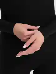 Черный женский безшовный нательный комплект для туризма