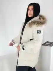Молочный куртка парка