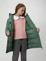 Зеленый куртка для девочки ACOOLA утепленная с капюшоном, с мембраной