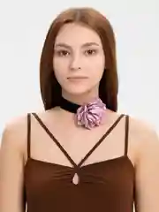 Фиолетовый чокер с цветком на шею, с розой