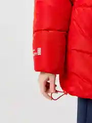 Зеленый куртка для девочки ACOOLA утеплённая, стеганая  с капюшоном из водонепроницаемой ткани