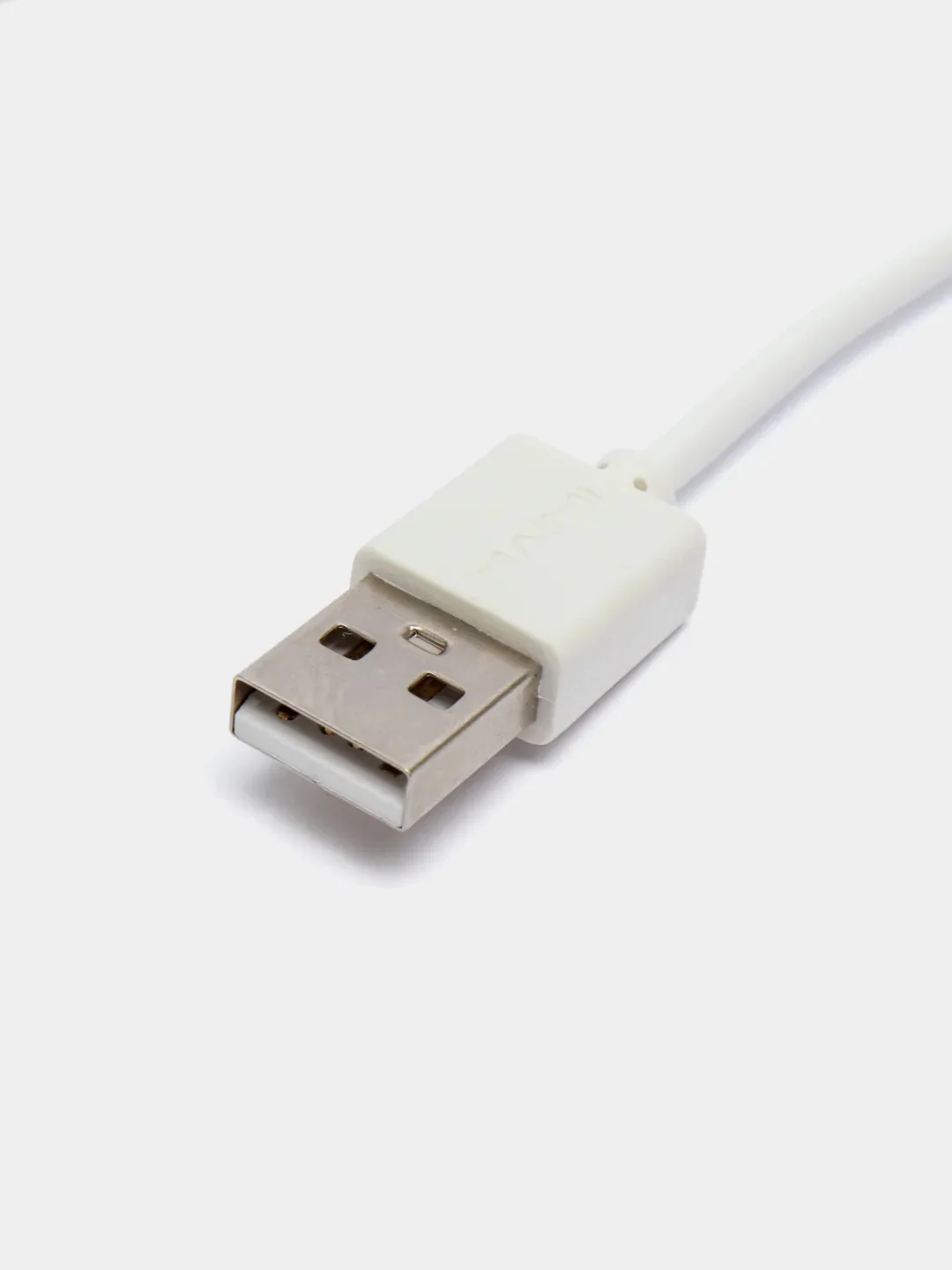 Белый кабель Type-C для зарядки и передачи данных