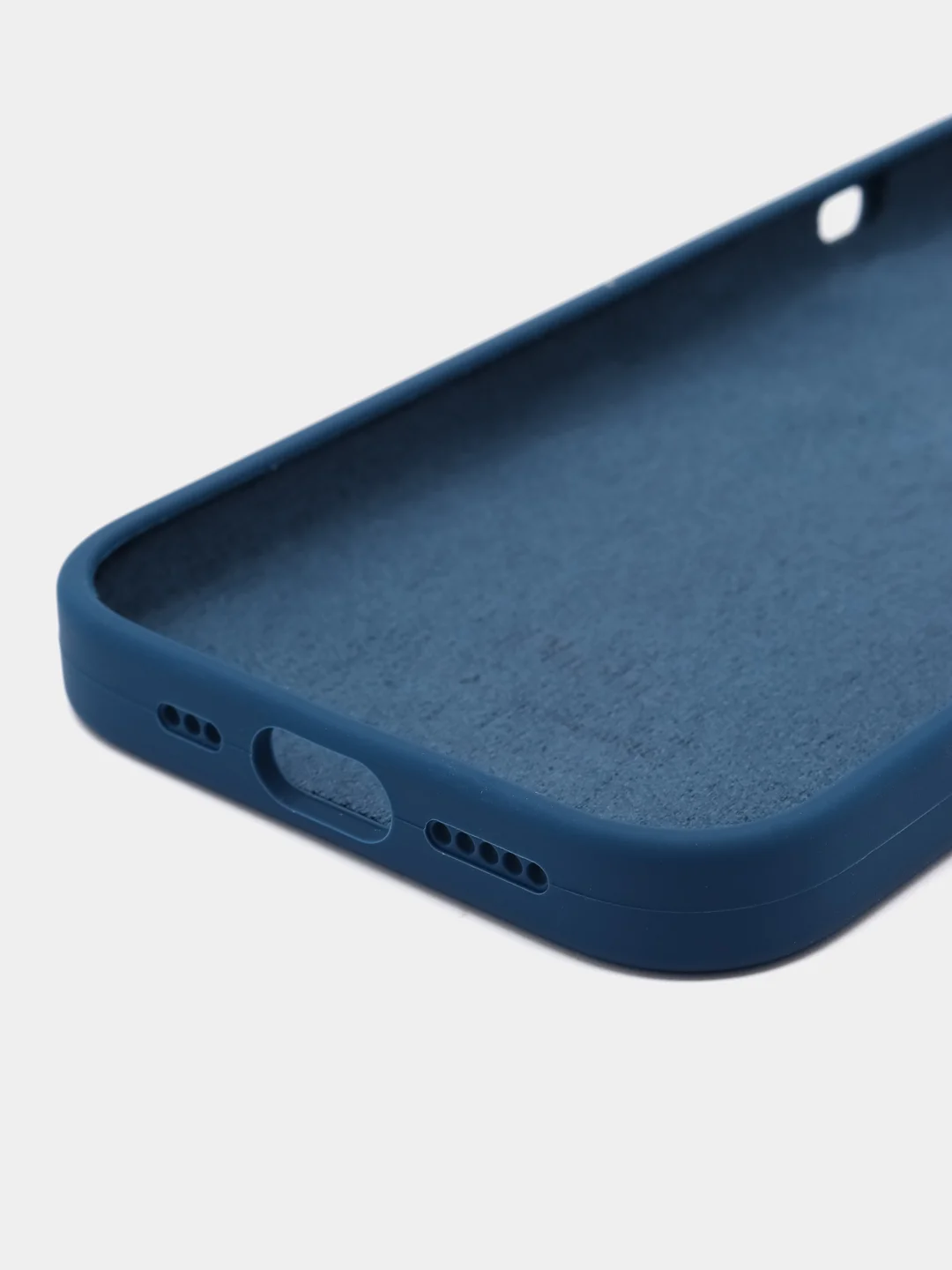 Темно-синий чехол Silicone Case для iPhone 15, 15 Plus, 15 Pro, 15 Pro Max, Ultra с закрытым низом