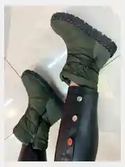 Дутики женские зимние