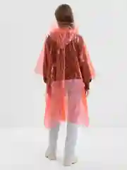 Красный дождевик