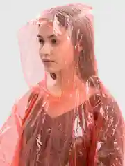 Красный дождевик
