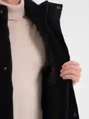 Черный жилет мужской вельветовый