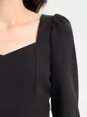 Женское платье черное