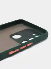 Красный чехол пластиковый для Tecno Spark GO 2022 / Tecno Spark 8C матовый, с цветными кнопками