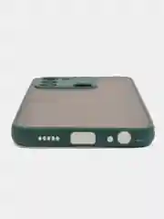 Красный чехол пластиковый для Tecno Spark GO 2022 / Tecno Spark 8C матовый, с цветными кнопками