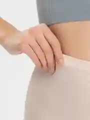 Бежевый шорты женские