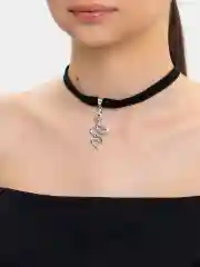 Серебряный чокер бархатный со змеей, на Новый Год, год Змеи