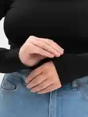 Черный топ женский, с длинными рукавами