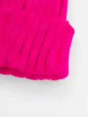 Фуксия шапка женская