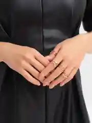 Золотой комплект колец со спиралями