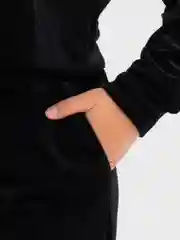 Черный костюм велюровый женский