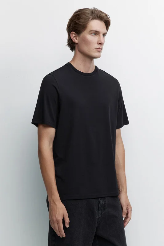 Черный футболка мужская Befree oversize