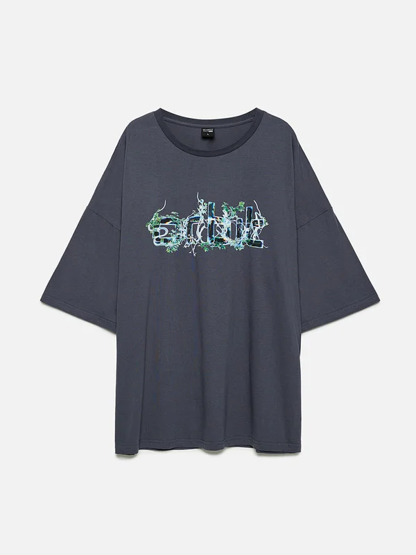 Серый футболка мужская Befree+ oversize с принтом в стиле метаверс
