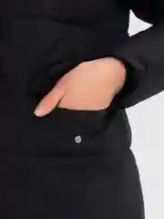 Черный куртка женская