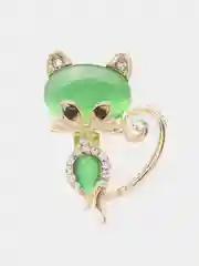 Зеленый брошь с опаловым камнем "Кошка"
