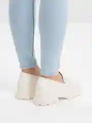 Белый лоферы женские белый