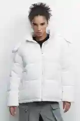 Белый куртка пуховик женская Befree стеганая короткая с капюшоном