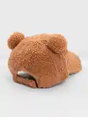 Коричневый бейсболка женская, меховая