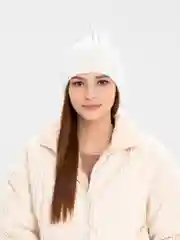 Белый шапка женская